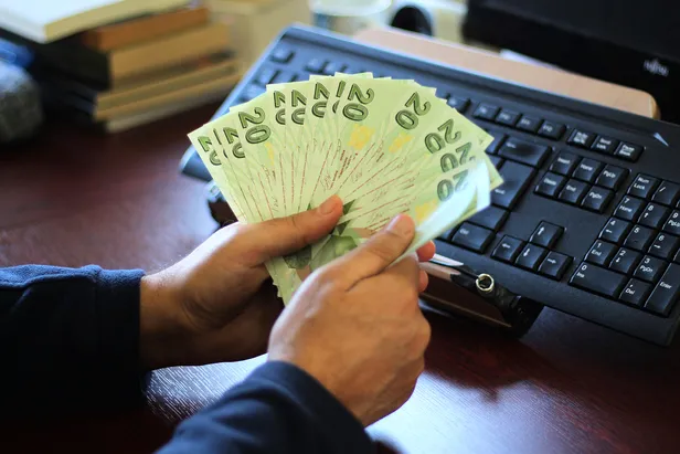 4-5-6-7-ekim-ayi-aile-destek-odemeleri-yatti-mi-neden-yatmadi-2022-ekim-kasim-ayi-aile-destek-odemeleri-ne-zam-1664889281571.jpg Ekim -Kasım ayı Aile destek ödemeleri ne zaman yatacak? 5-6-7 Ekim ayı Aile destek ödemeleri YATTI MI, neden yatmadı 2022? e-Devlet Aile Destek parası sorgulama ekranı!-3