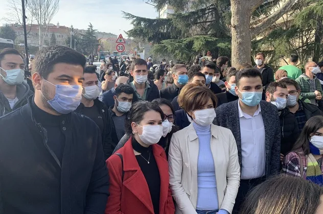 CHP peş peşe darbe imalarından sonra şimdi de üniversiteleri karıştırma peşinde!