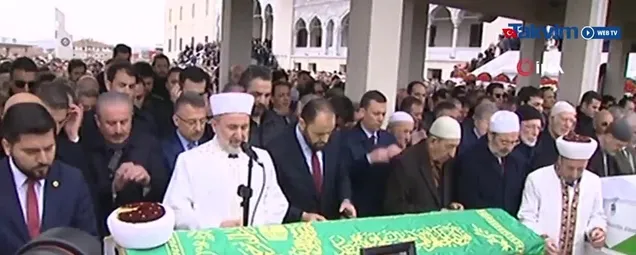 Hafız İsmail Coşar ve eşi son yolculuğuna uğurlandı