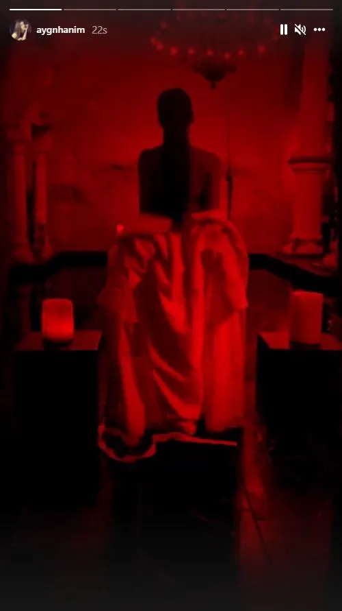 Aygün Aydın kırmızı odasında bornozunu çıkardı milyonlarla paylaştı! Hakan Sabancı'ya bela olan Aygün Aydın...-9