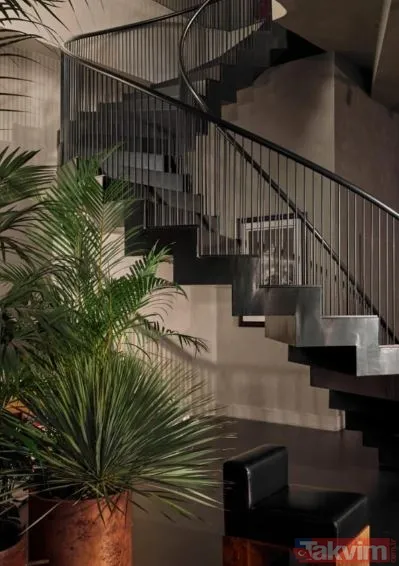 Leoparlı koltuk ve yataktaki ayna olay oldu! Serenay Sarıkaya'nın evi olay oldu! "Banu Alkan görmesin kıskanır" - 8