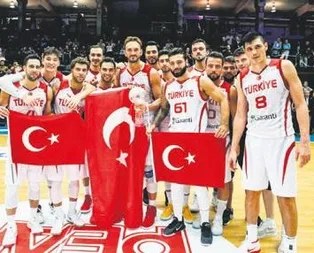 12 Dev Adam bugün Karadağ’ı ağırlıyor