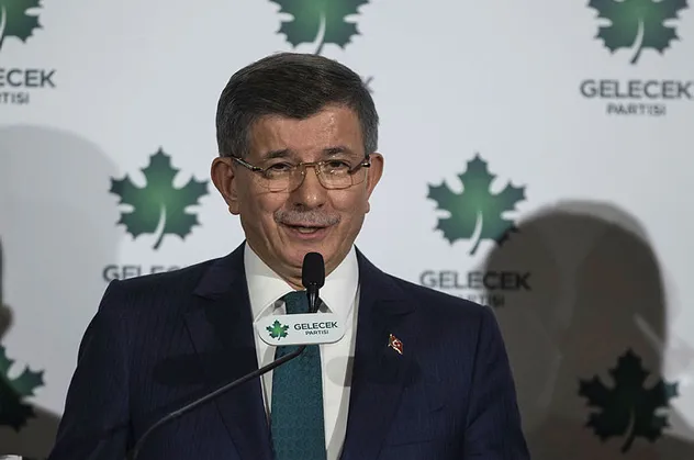 Ahmet Davutoğlu "Vazgeçin" dediği Kanal İstanbul projesi için 2015'te bakın ne demiş