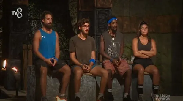 Survivor'da Acun Ilıcalı'dan eşi benzeri görülmemiş talep kırmızı takım buz kesti! Mavi takım hasetlendi bu istek 'pes dedirtti'-8