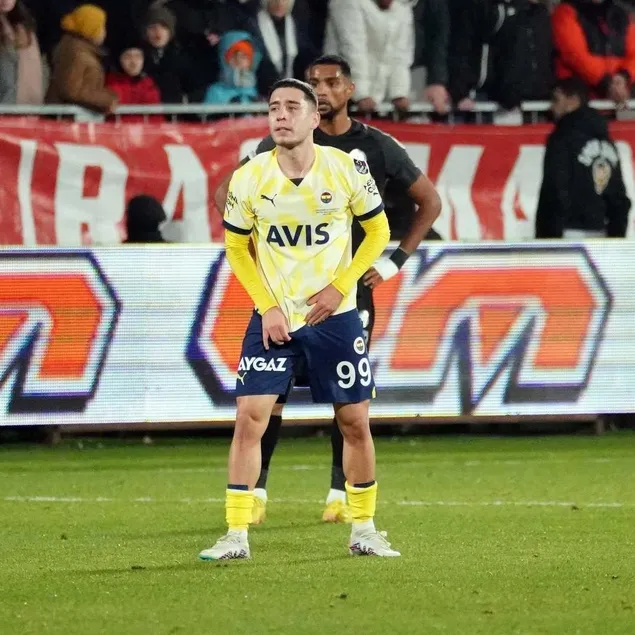 Fenerbahçe’de Emre Mor görüşmesi!