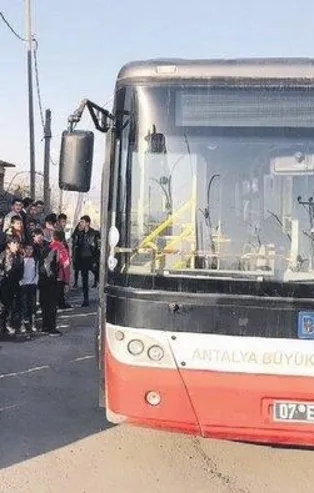 CHP’li Antalya Büyükşehir Belediyesi Şırnak’a hediye ettiği otobüsü geri istedi