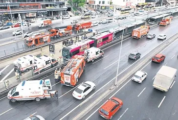 Istanbul’daki metrobüs tehlikesi bitmek bilmiyor