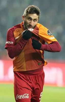 Sabri Sarıoğlu ile yollar ayrıldı