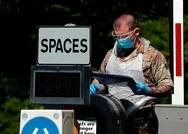 Son dakika: İngilterede Kovid-19dan ölenlerin sayısı 20 bin 732ye yükseldi