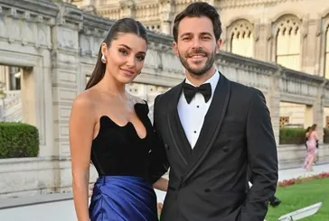 Wimbledon çıkarması! Hande Erçel ile Hakan Sabancı çifti tenis turnuvasına gitti: Bilet fiyatı dudak uçuklattı
