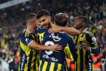 Kanarya’nın keyfi yerine geldi! Fenerbahçe - Fatih Karagümrük: 2-1 | MAÇ SONUCU