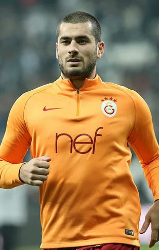 Almanya'ya gitmesi beklenen Eren Derdiyok İsviçre yolcusu!