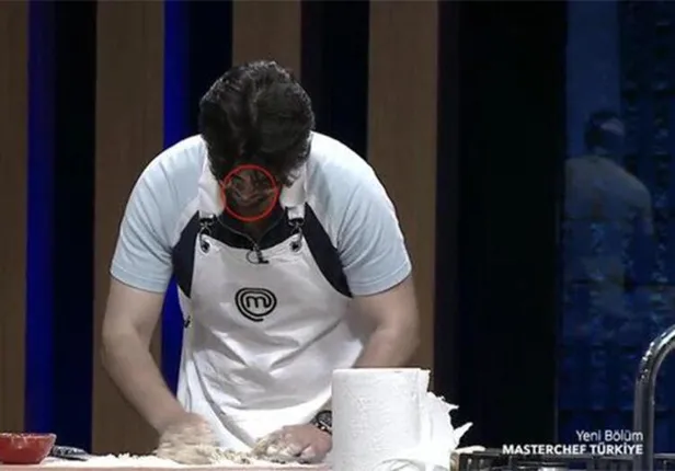 Mehmet Yalçınkaya'nın içi kalktı apar topar diskalifiye edildi! Masterchef'teki o mide bulandıran görüntünün affı yok-5