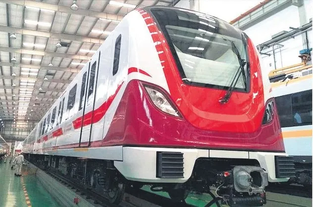 Bakan Karaismailoğlu İstanbul'a 3 metro hattının hizmete açılacağını söyledi