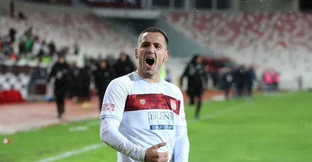 Trabzonspor'un transferdeki hedefi Rey Manaj!