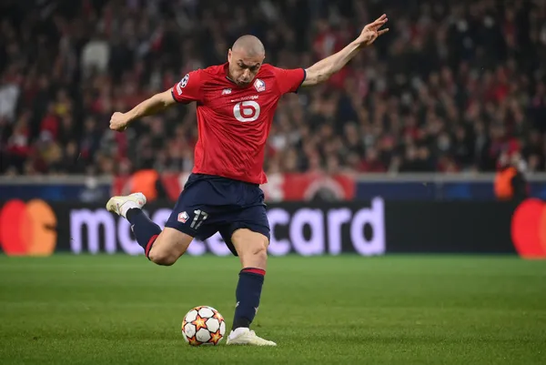 burak-yilmaz-lilleden-ayriliyor-super-lige-donuyor-besiktas-ve-adana-demirspor-ile-gorustu-1647609093053.jpg Burak Yılmaz Lille'den ayrılıyor! Süper Lig'e dönüyor: Beşiktaş ve Adana Demirspor ile görüştü-4