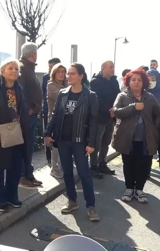 Tuzla'da aidat zam kararına tepki gösteren site sakinleri ayaklandı!