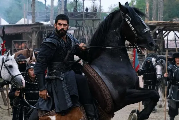 Azerbaycanlı kick boks ustası Zabit Samedov Kuruluş Osman'da! Yeni bölümde Osman Bey’in büyük sınavı...-5