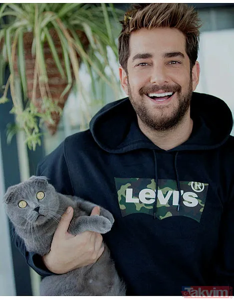 Sözde Atatürkçü özde ikiyüzlüler! Her fırsatta Atatürk üzerinden prim kasan ünlü isimler Disney Plus'a karşı suspus - 44