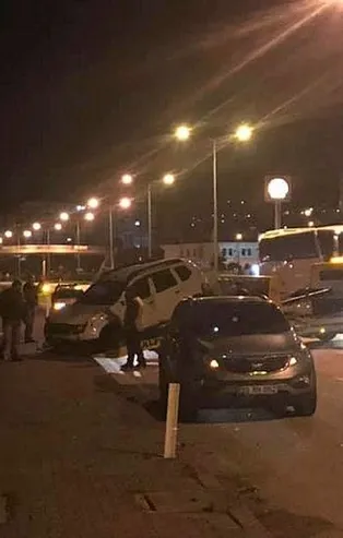 Giresun'da dur ihtarına uymayan otomobil polislere çarptı: 1 polis şehit