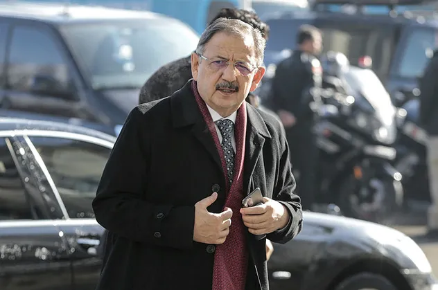 Mehmet Özhaseki'den kaza açıklaması!