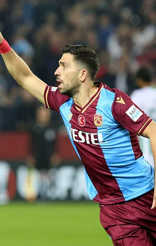 Trabzonspor formasını giydi milli takımında coştu! Anastasios Bakasetas fırtınası