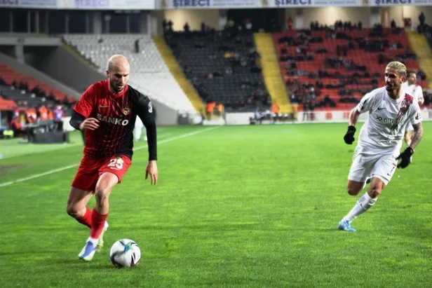antepte-gol-duellosu-gaziantep-fk-2-2-hatayspor-mac-sonucu-1646688708269.jpeg Antep'te gol düellosu! Gaziantep FK 2-2 Hatayspor | MAÇ SONUCU-2