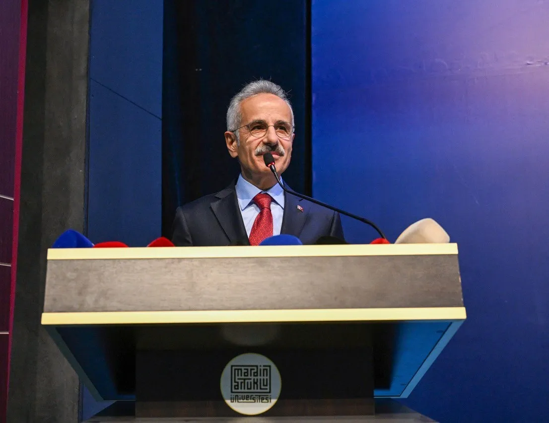 Milli elektrikli tren ne zaman raylara iniyor? Bakan Uraloğlu açıkladı