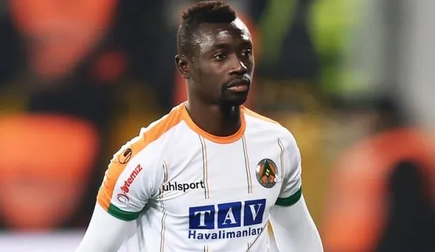 Fenerbahçe, Erol Bulut’un yanı sıra Papiss Cisse ve Fabrice N’Sakala’yı da istiyor-2