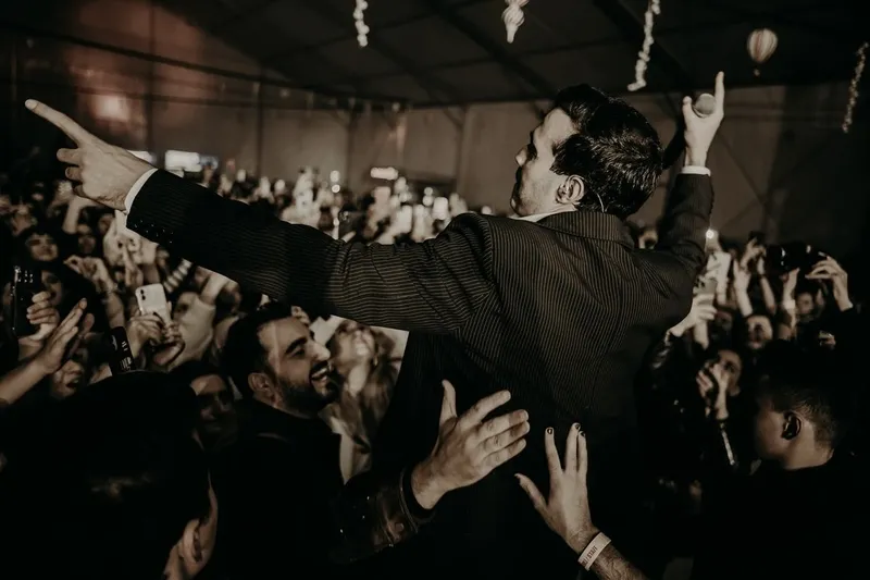 damsiz-giris-engelinin-bedeli-agir-oldu-konser-mekanina-256-bin-tl-para-cezasi-1773126396701.jpg Damsız giriş engelinin bedeli ağır oldu: Konser mekanına 256 bin TL para cezası!-3