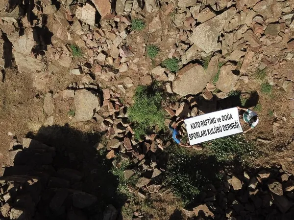 sirnak-beytussebapta-terorden-temizlenen-daglarda-gencler-kamp-yapti-1622442270835.jpg Şırnak Beytüşşebap'ta terörden temizlenen dağlarda gençler kamp yaptı-8