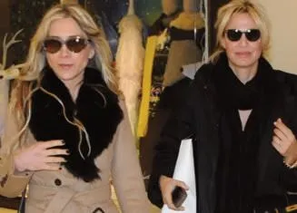 Ayağının tozuyla!