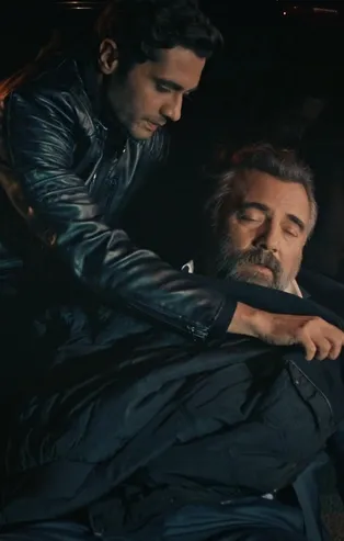 Eşkıya Dünyaya Hükümdar Olmaz 167. bölüm fragmanı yayınlandı: Hızır senin yüzünden ölüyor! EDHO son bölümde neler oldu?