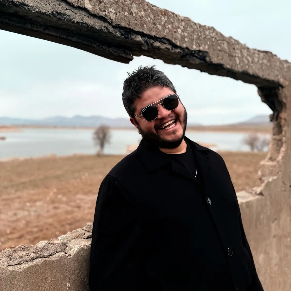 uzak-sehirin-kadiri-burak-safak-nisanlandi-iste-ilk-fotograf-1787059666482.jpg Uzak Şehir'in Kadir'i Burak Şafak nişanlandı! İşte ilk fotoğraf-5