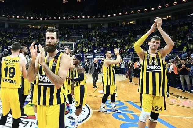 Oyuncular şikayet etmişti | Fenerbahçe'de maaş ödemeleri başladı