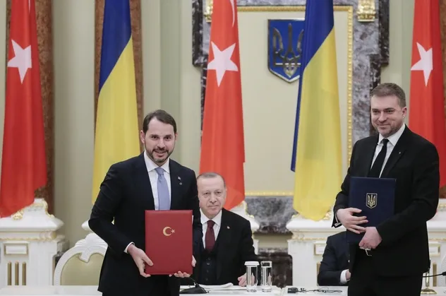 Son dakika: Hazine ve Maliye Bakanı Berat Albayrak'tan Ukrayna paylaşımı