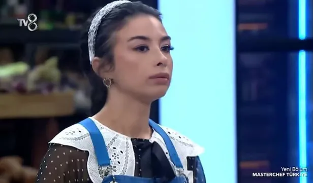 Masterchef'te ağza alınmayacak hakaretler 'sen yılansın, psikopat, yalancı' Dilara ve Burcu saç saça baş başa şefler zor ayırdı-4