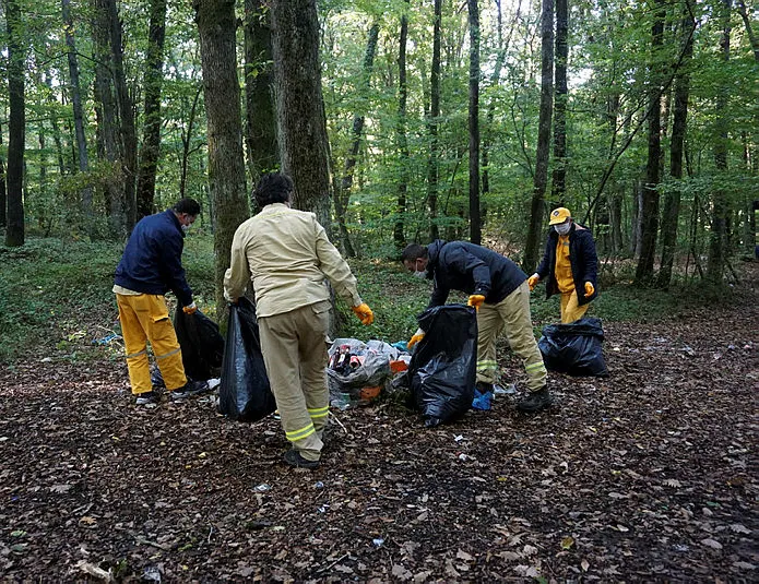 Utandıran görüntüler! Tam 30 ton toplandı...