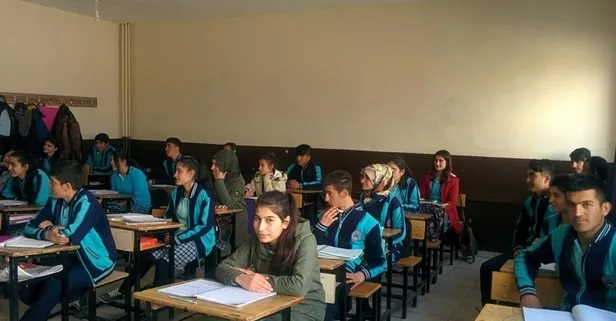 Bugün okullar tatil mi? 18 Aralık 2023 Pazartesi tatil var mı? Valilik son dakika açıklamalar! Anaokulu, ilkokul, ortaokul, lise...