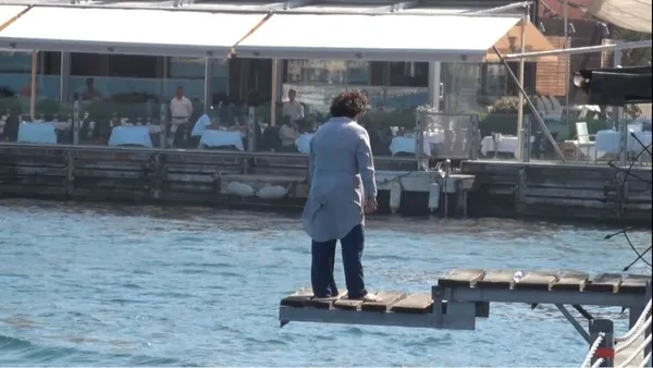 1689149279722.jpg İstanbul Boğazı’nda bir garip intihar girişimi: İskeleden denize atlamak istedi-2