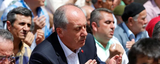 CHP her seçim ayrı kılıkta!