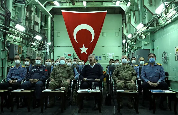 son-dakika-milli-savunma-bakani-hulusi-akardan-misir-aciklamasi-1615046302231.jpg Son dakika! Milli Savunma Bakanı Hulusi Akar'dan Mısır açıklaması-2