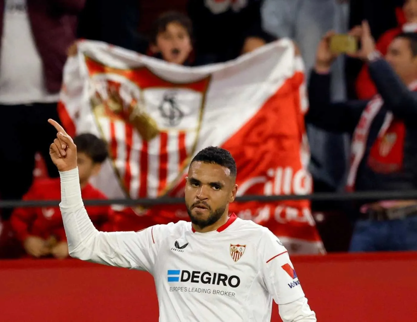 En Nesyri bekleyişi