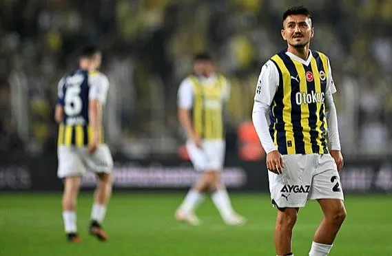fenerbahceden-esi-benzeri-gorulmemis-performans-kanarya-hem-defansta-hem-hucumda-rakiplerine-kabusu-yasatti-1698098939429.jpeg Fenerbahçe'den eşi benzeri görülmemiş performans! Kanarya hem defansta hem hücumda rakiplerine kabusu yaşattı-8