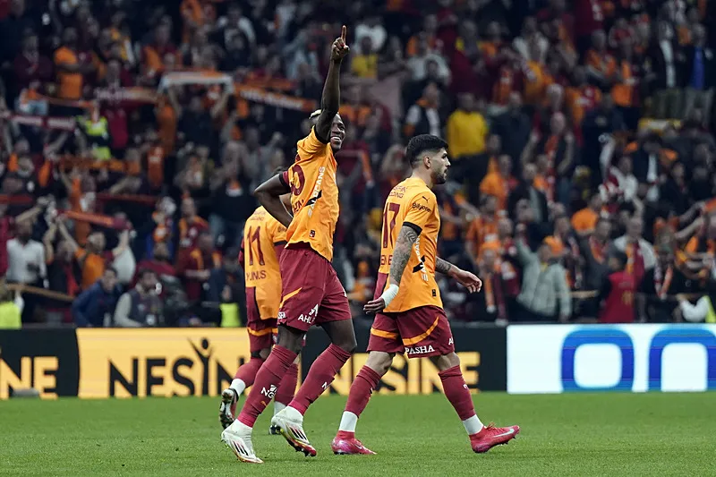 Galatasaray'dan Fenerbahçe'nin yıldızına kanca! Bedavaya imza atabilir - 7