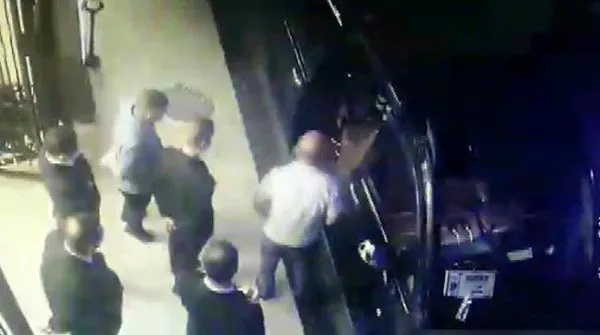 Rus asıllı ABD'li gazeteci Andre Vltchek kiralık araçta ölü bulundu-3