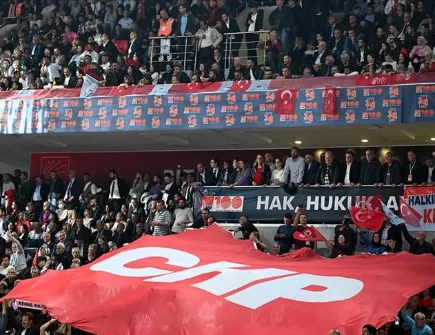 CHP’nin şaibeli kurultayına ilişkin ceza davası ertelendi: Kemal Kılıçdaroğlu mağdur Ekrem İmamoğlu şüpheli! Yine tehdit dili