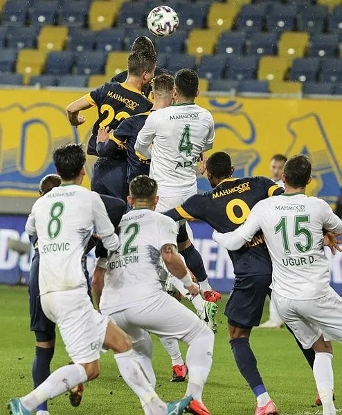 mke-ankaragucu-4-3-ittifak-holding-konyaspor-mac-sonucu-1607802929299.jpeg MKE Ankaragücü 4-3 İttifak Holding Konyaspor | MAÇ SONUCU-2