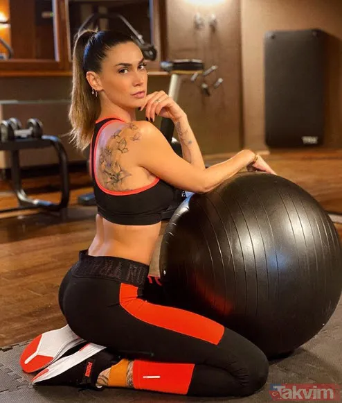 Fenerbahçeli Volkan Demirel'in güzel eşi Zeynep Sever Demirel sarı mayosuyla düşman çatlattı! - 31