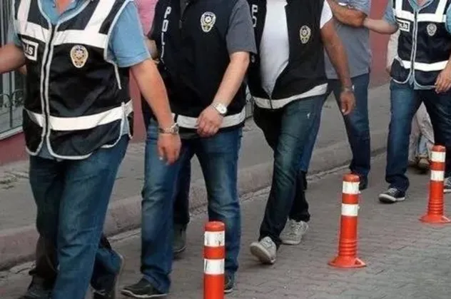 Peş peşe FETÖ operasyonları